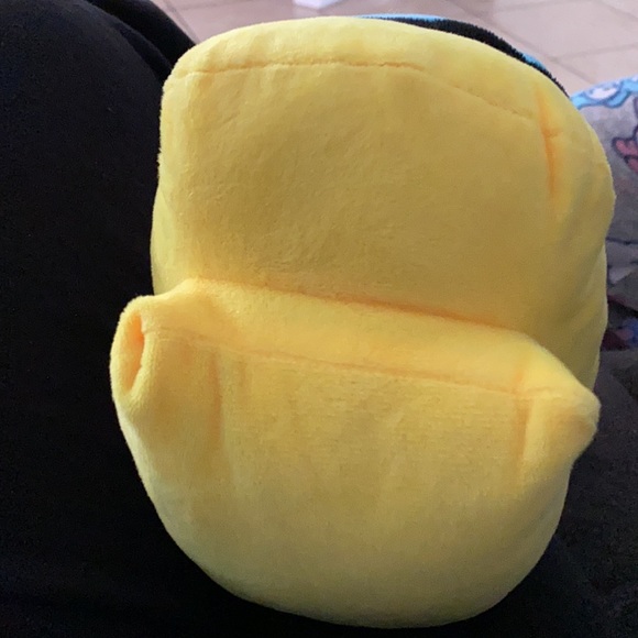 Among Us - Picture 2 of 4